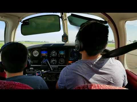 Plane landing / თვითმფრინავის დასმა